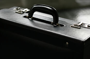 salesman_briefcase