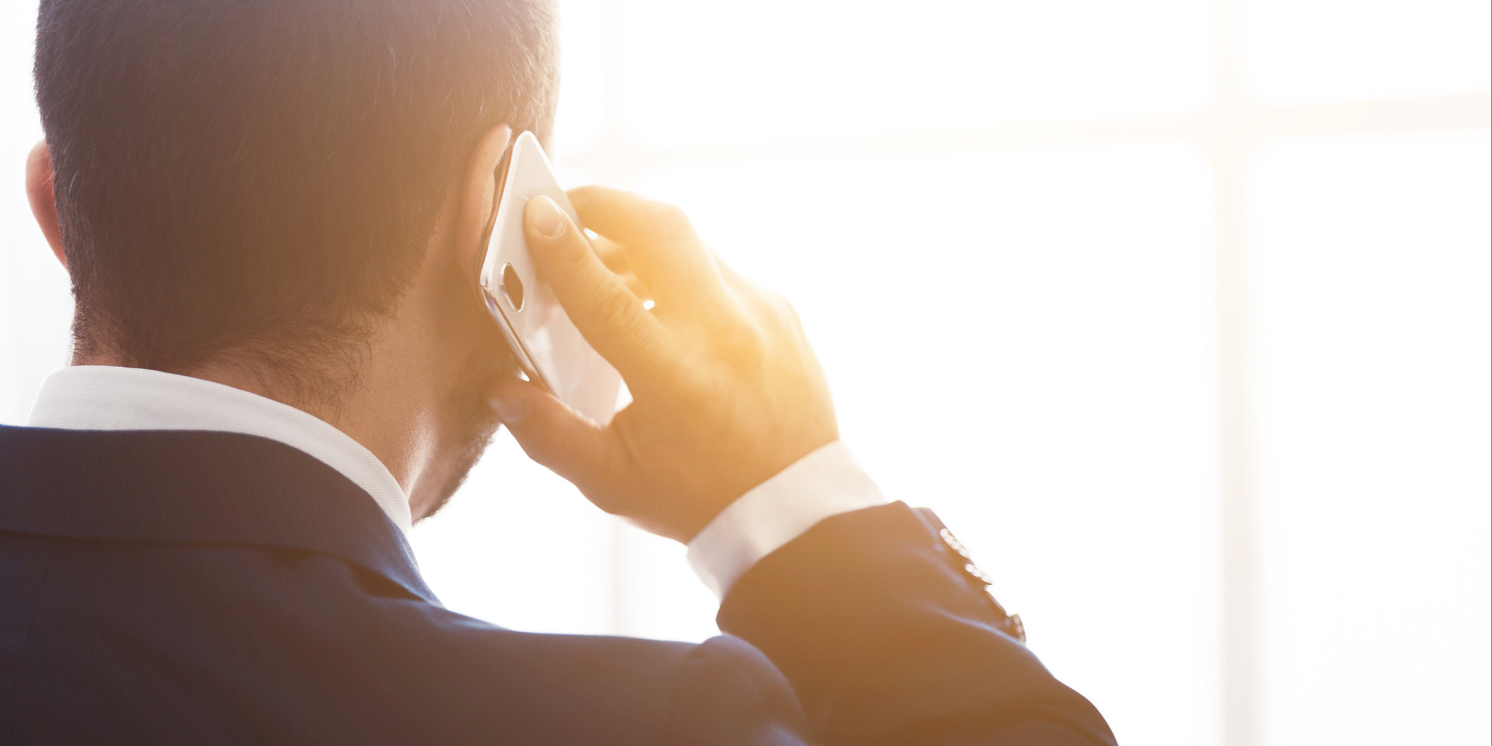 4 Reasons Salespeople Should Always Leave a Voicemail